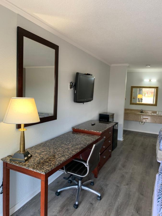 Motel 6 Newport News, Va - Fort Eustis Exterior photo